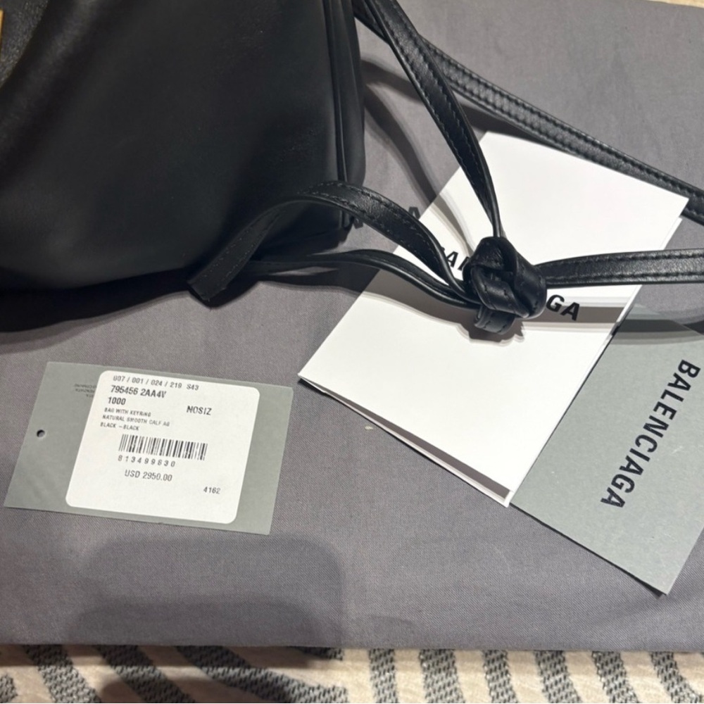 BALENCIAGA Rodeo Mini leather tote bag - Picture 4 of 12